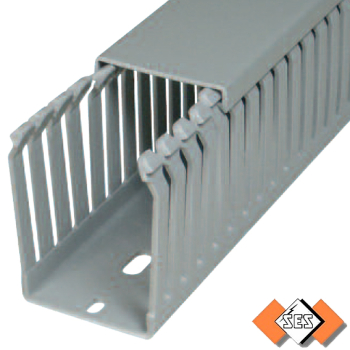 GF-A6/4 PVC Trunking With Slot And Base Punching